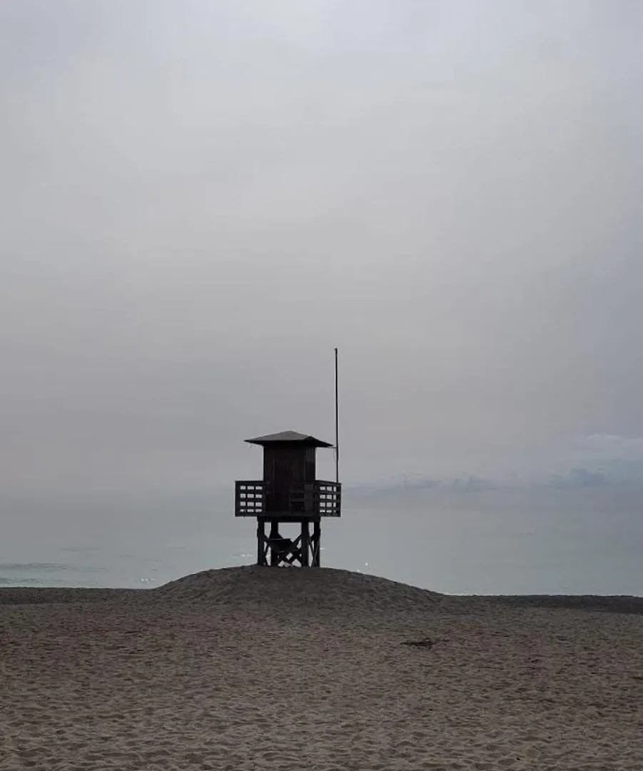 דירה טורמולינוס The Sea At Your Doorstep